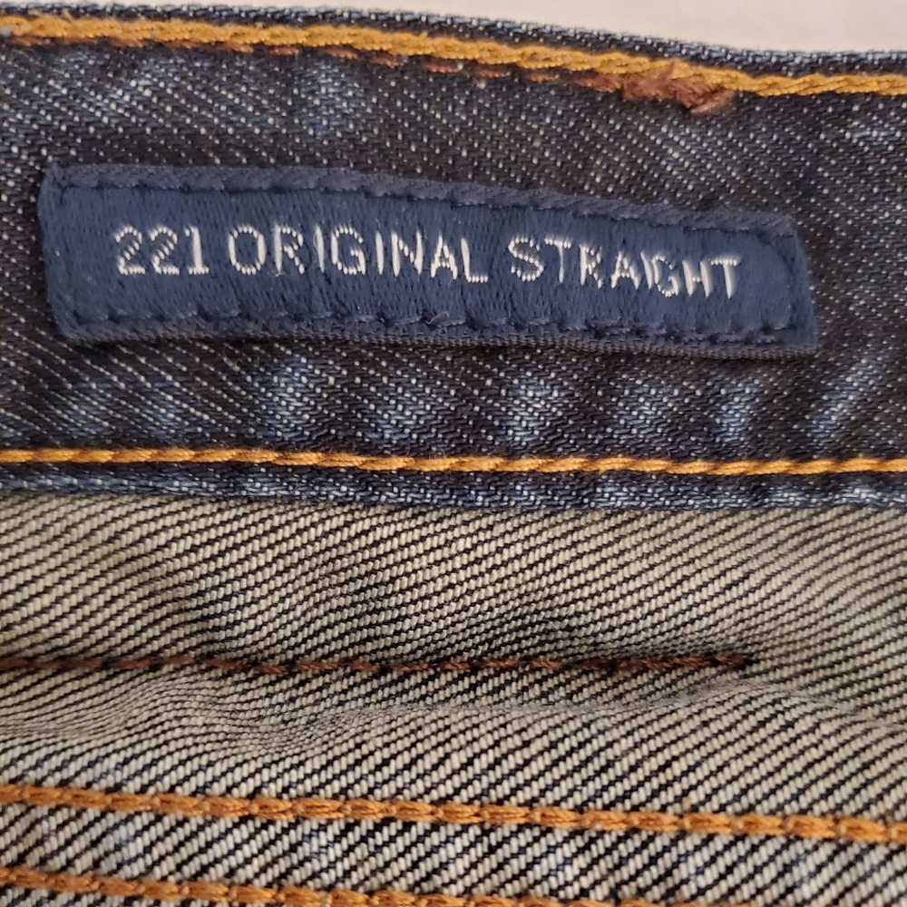 Lucky Brand Jean's - Picture 4 of 6